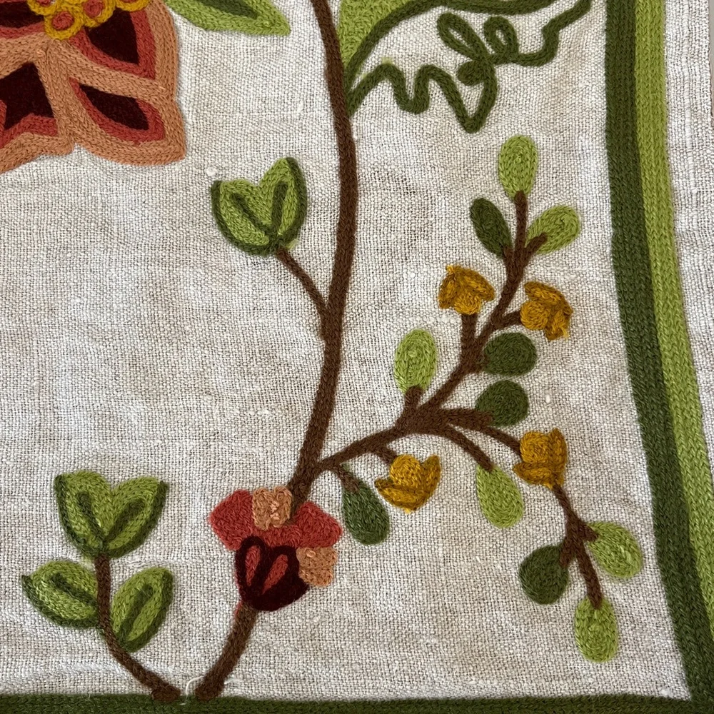 Williams Sonoma Crewel Embroidered Autumn Flowers Linen Placemats Set of 5